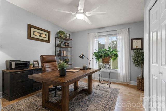 231 Kimberly Ann Drive, Hendersonville, NC 28792