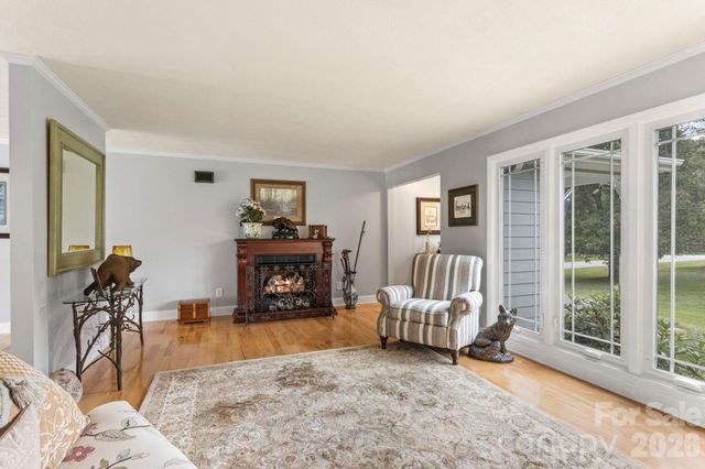 231 Kimberly Ann Drive, Hendersonville, NC 28792