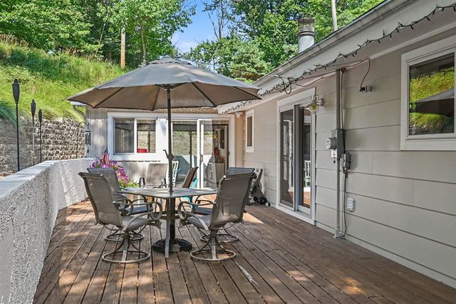 405 Slayton Avenue, Grand Haven, MI 49417