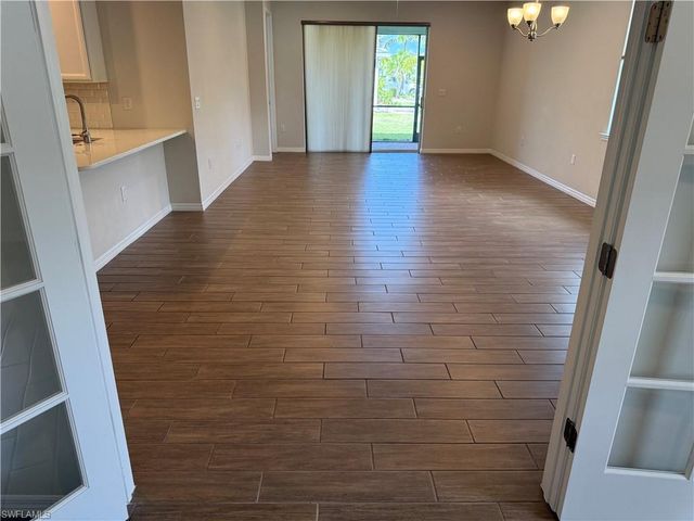 1273 Enbrook LOOP, Naples, FL 34114