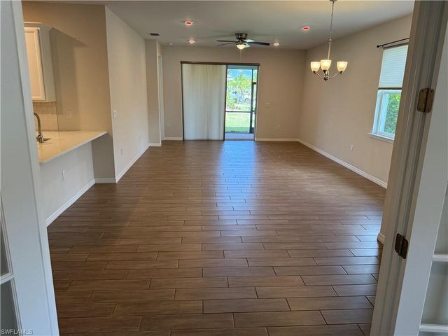 1273 Enbrook LOOP, Naples, FL 34114