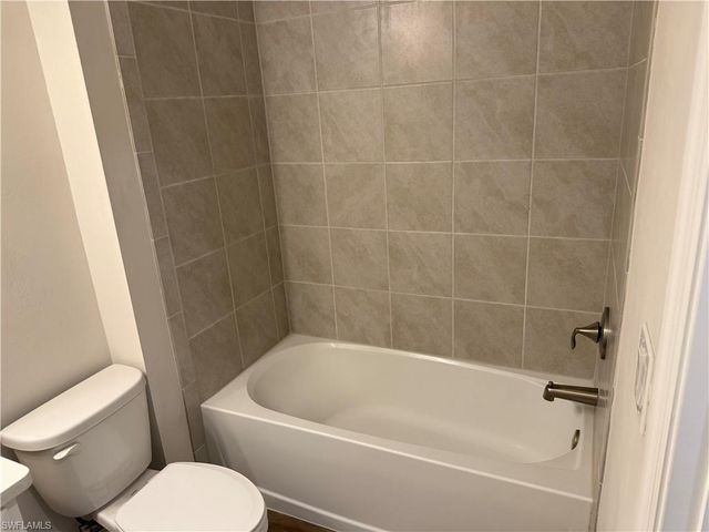 1273 Enbrook LOOP, Naples, FL 34114