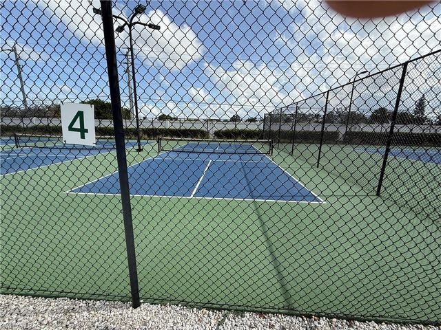 1273 Enbrook LOOP, Naples, FL 34114