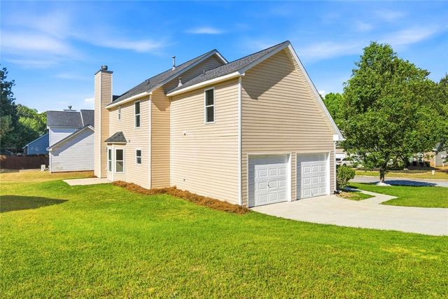 4270 Big Horn Pass, Douglasville, GA 30135