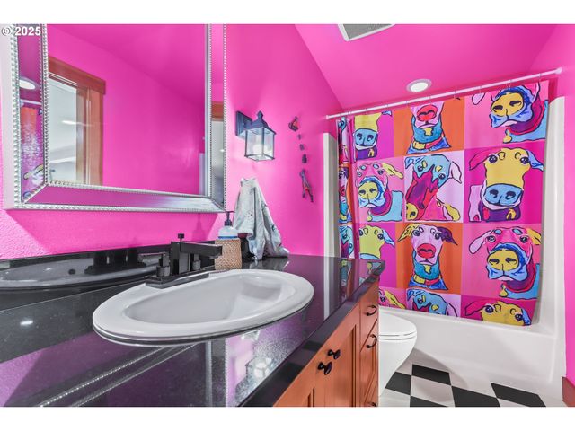 89728 OCEAN Dr, Warrenton, OR 97146