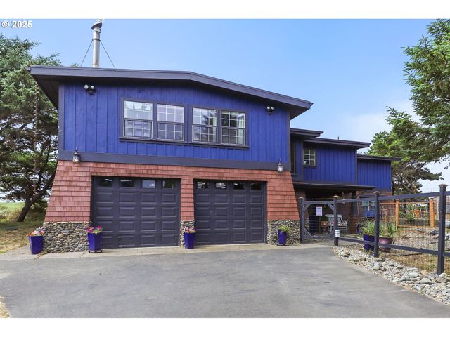 89728 OCEAN Dr, Warrenton, OR 97146