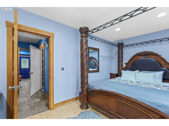 89728 OCEAN Dr, Warrenton, OR 97146