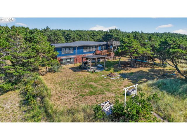 89728 OCEAN Dr, Warrenton, OR 97146