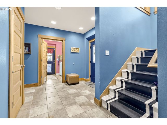 89728 OCEAN Dr, Warrenton, OR 97146