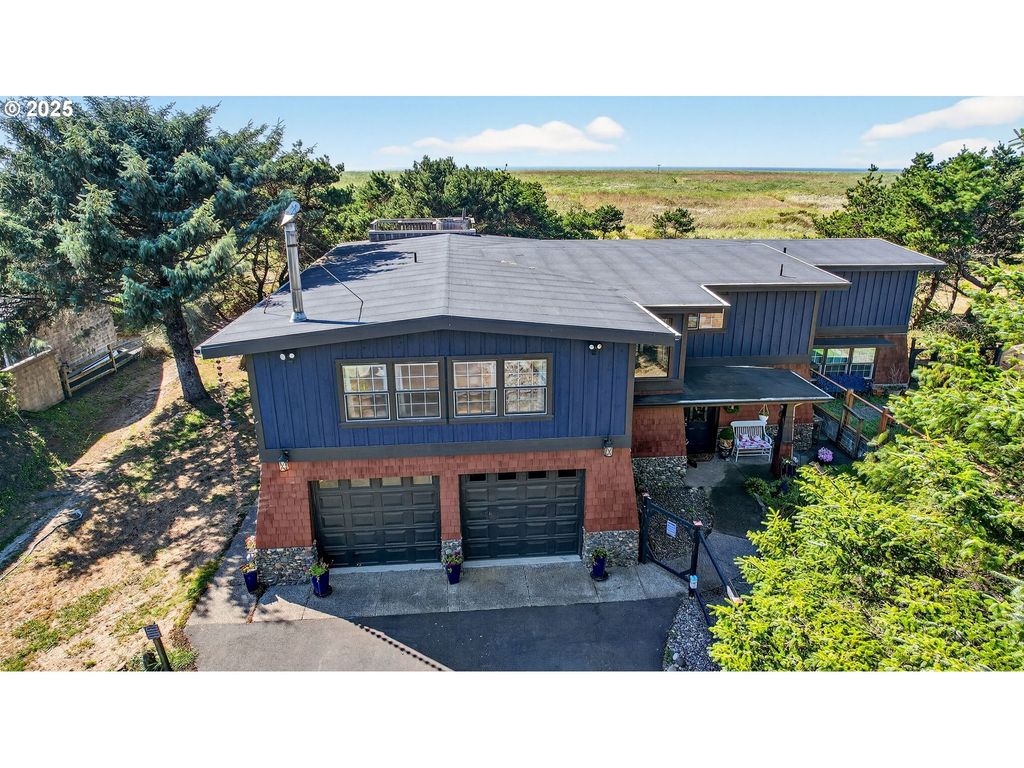 89728 OCEAN Dr, Warrenton, OR 97146