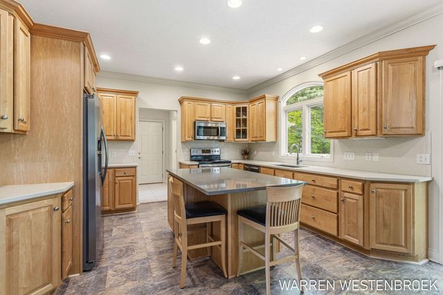 334 Tr Trail, Park Twp, MI 49424