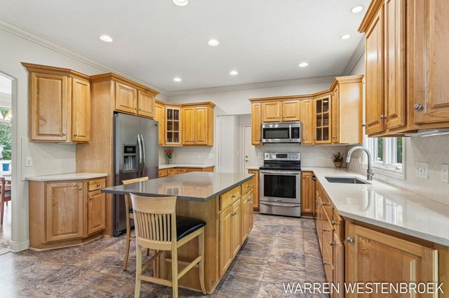 334 Tr Trail, Park Twp, MI 49424