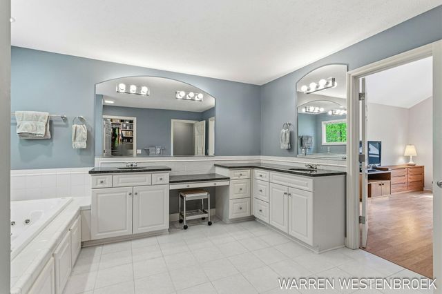 334 Tr Trail, Park Twp, MI 49424