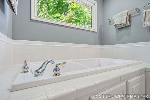 334 Tr Trail, Park Twp, MI 49424