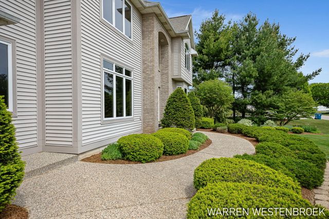 334 Tr Trail, Park Twp, MI 49424