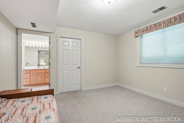 334 Tr Trail, Park Twp, MI 49424