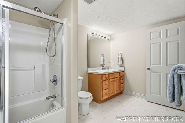 334 Tr Trail, Park Twp, MI 49424