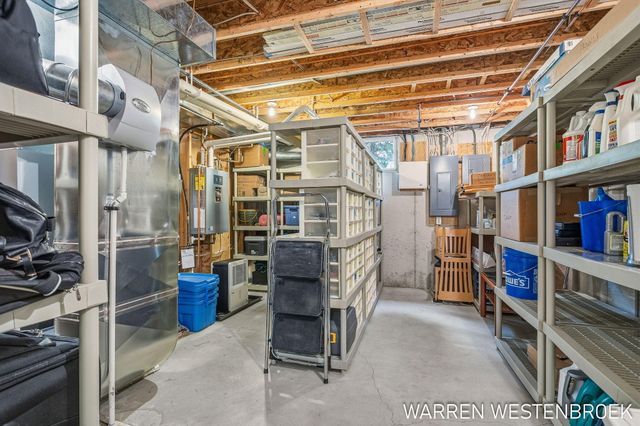 334 Tr Trail, Park Twp, MI 49424