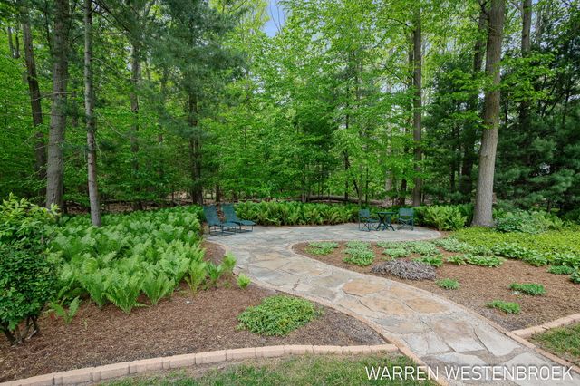 334 Tr Trail, Park Twp, MI 49424