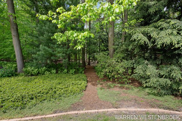 334 Tr Trail, Park Twp, MI 49424