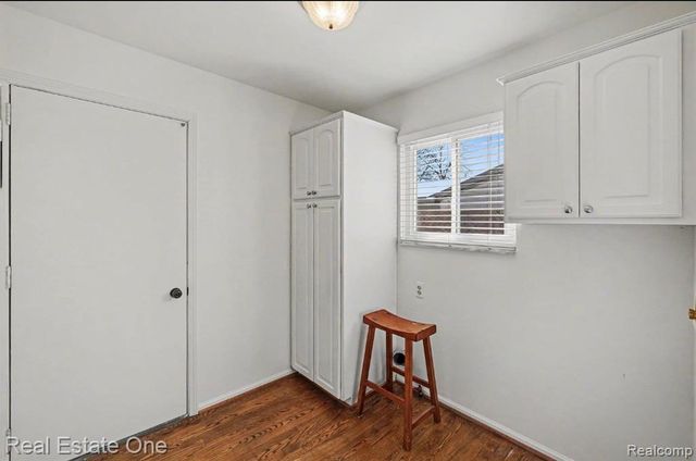 6605 Emerald Lake Drive, Troy, MI 48085