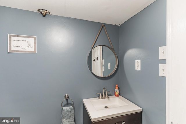 1901 CARTON RD, Hatboro, PA 19040