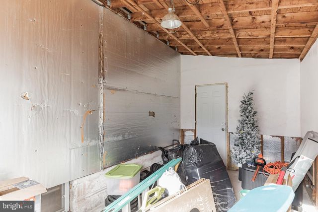 1901 CARTON RD, Hatboro, PA 19040