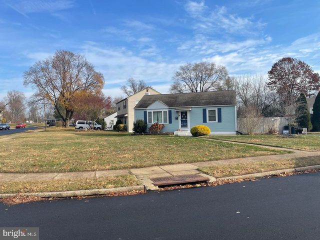 1901 CARTON RD, Hatboro, PA 19040
