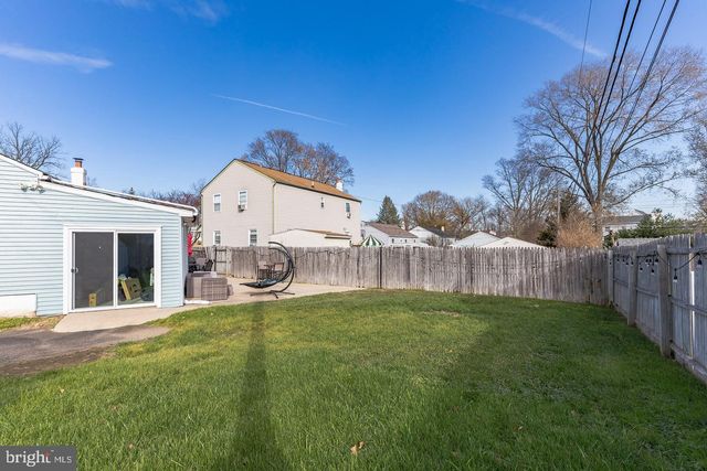 1901 CARTON RD, Hatboro, PA 19040