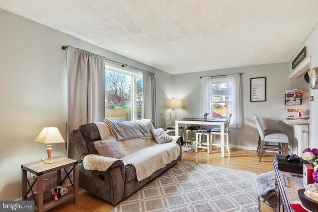 1901 CARTON RD, Hatboro, PA 19040