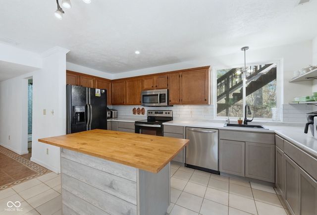 7169 Brown Park Trace, Freetown, IN 47235