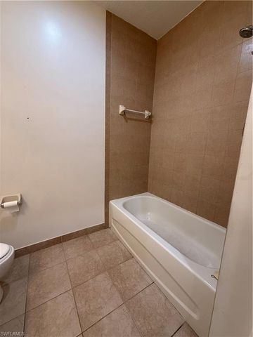 8416 Bernwood Cove LOOP 1612, Fort Myers, FL 33966