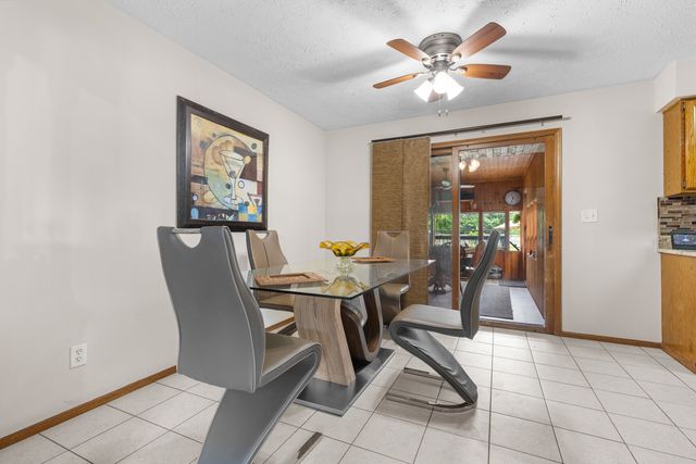 11264 Cedarbrook Road, Roscoe, IL 61073