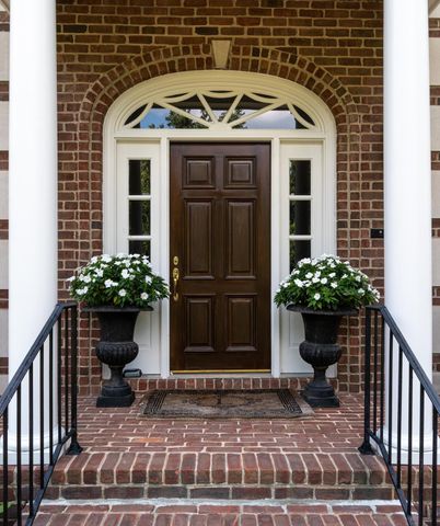 55 Annandale, Nashville, TN 37215