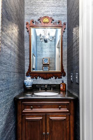 55 Annandale, Nashville, TN 37215
