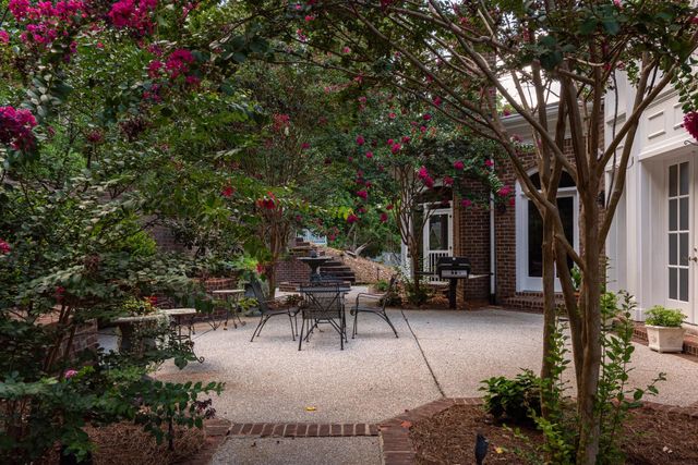 55 Annandale, Nashville, TN 37215