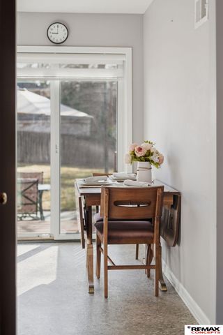 924 S 39th Street, Lincoln, NE 68510