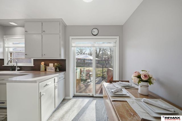 924 S 39th Street, Lincoln, NE 68510