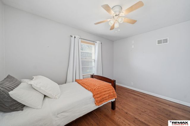 924 S 39th Street, Lincoln, NE 68510