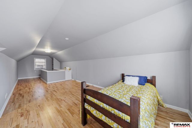 924 S 39th Street, Lincoln, NE 68510