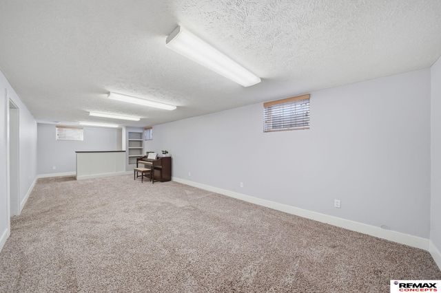 924 S 39th Street, Lincoln, NE 68510