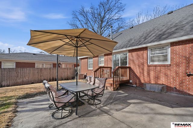 924 S 39th Street, Lincoln, NE 68510