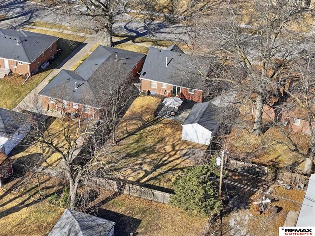 924 S 39th Street, Lincoln, NE 68510