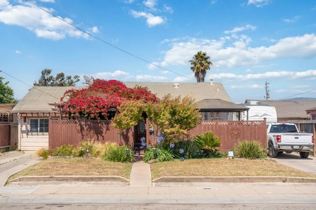 1413 Wiren Street, Salinas, CA 93905
