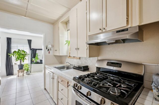 1413 Wiren Street, Salinas, CA 93905
