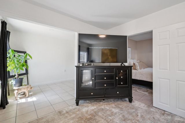 1413 Wiren Street, Salinas, CA 93905