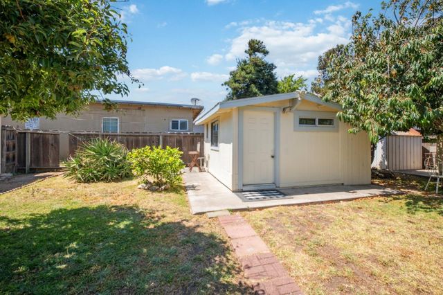 1413 Wiren Street, Salinas, CA 93905
