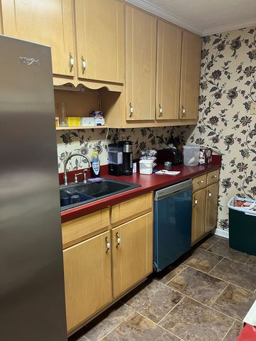 1188 Phil Howe Road, Manchester, GA 31816