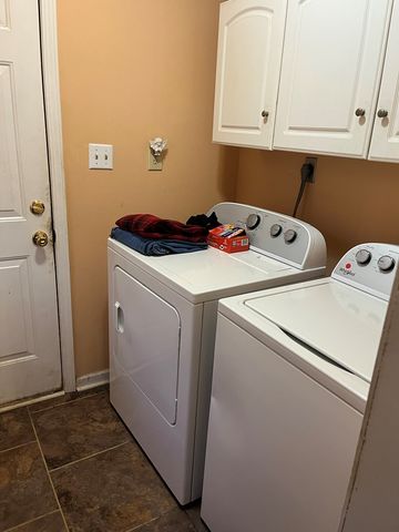 1188 Phil Howe Road, Manchester, GA 31816