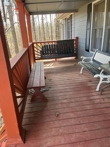 1188 Phil Howe Road, Manchester, GA 31816